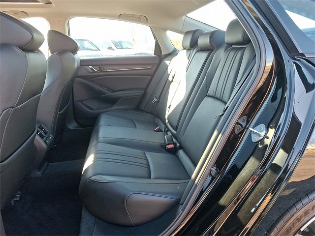 Used 2022 Honda Accord Touring image 10