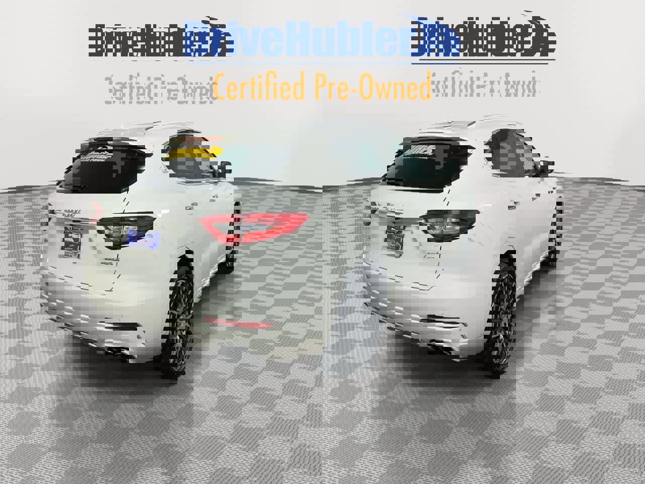 Used 2020 Maserati Levante GranLusso image 2