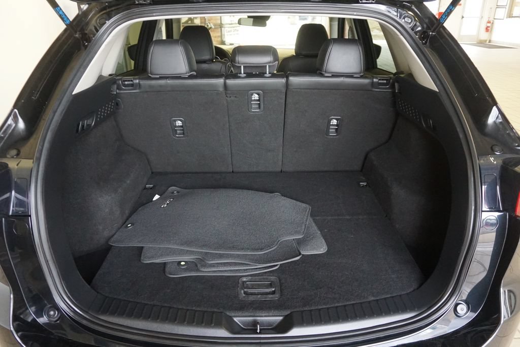 Used 2025 MAZDA CX-5 AWD 2.5 S w/ Select Package image 16