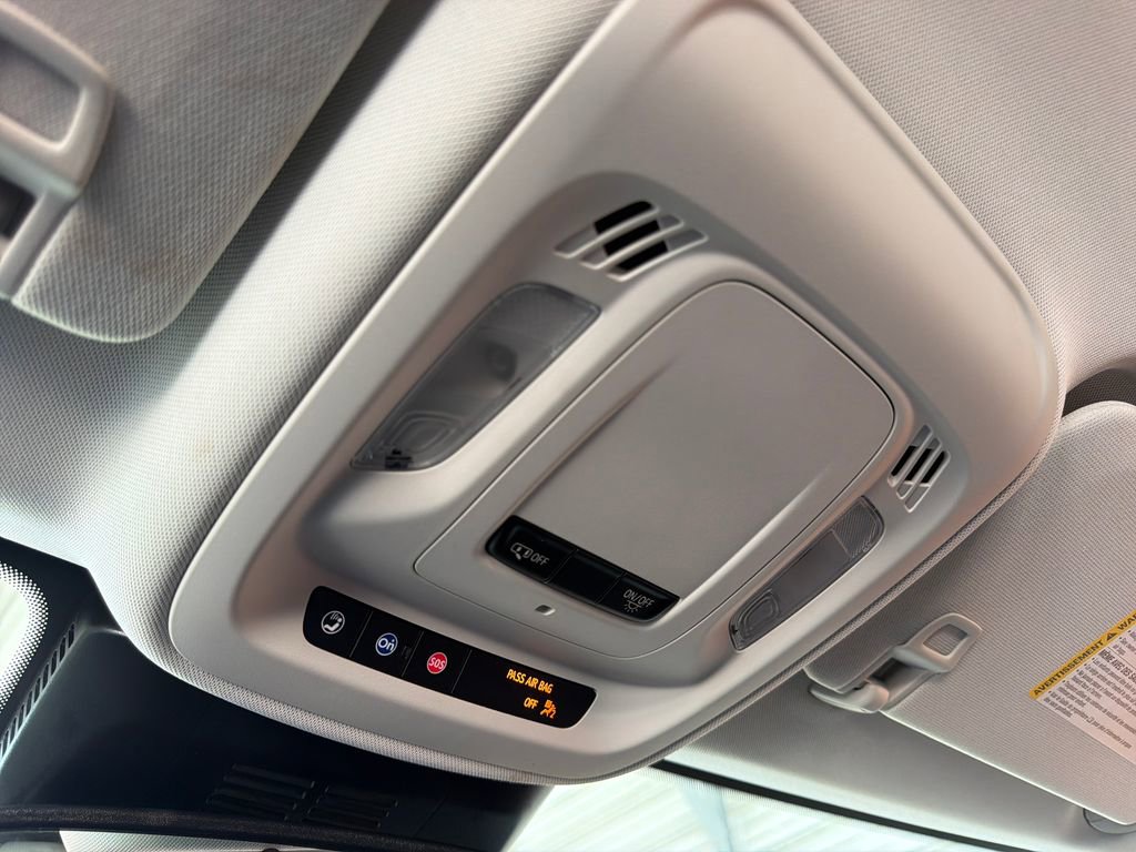 Used 2025 Buick Envision Sport Touring image 30