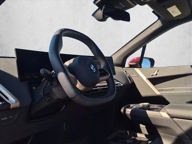 Used 2026 BMW iX xDrive45 w/ Premium Package AWD/4WD image 10