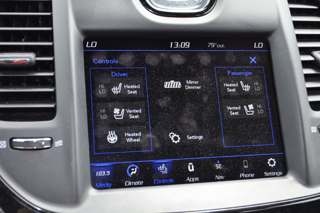 Used 2023 Chrysler 300 S w/ Comfort Group RWD image 14