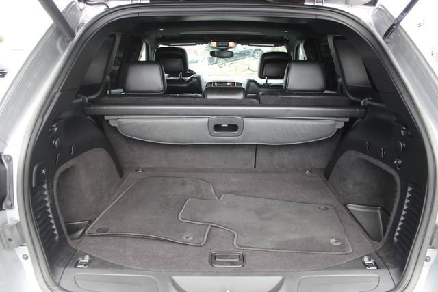 Used 2020 Jeep Grand Cherokee Altitude AWD/4WD image 25