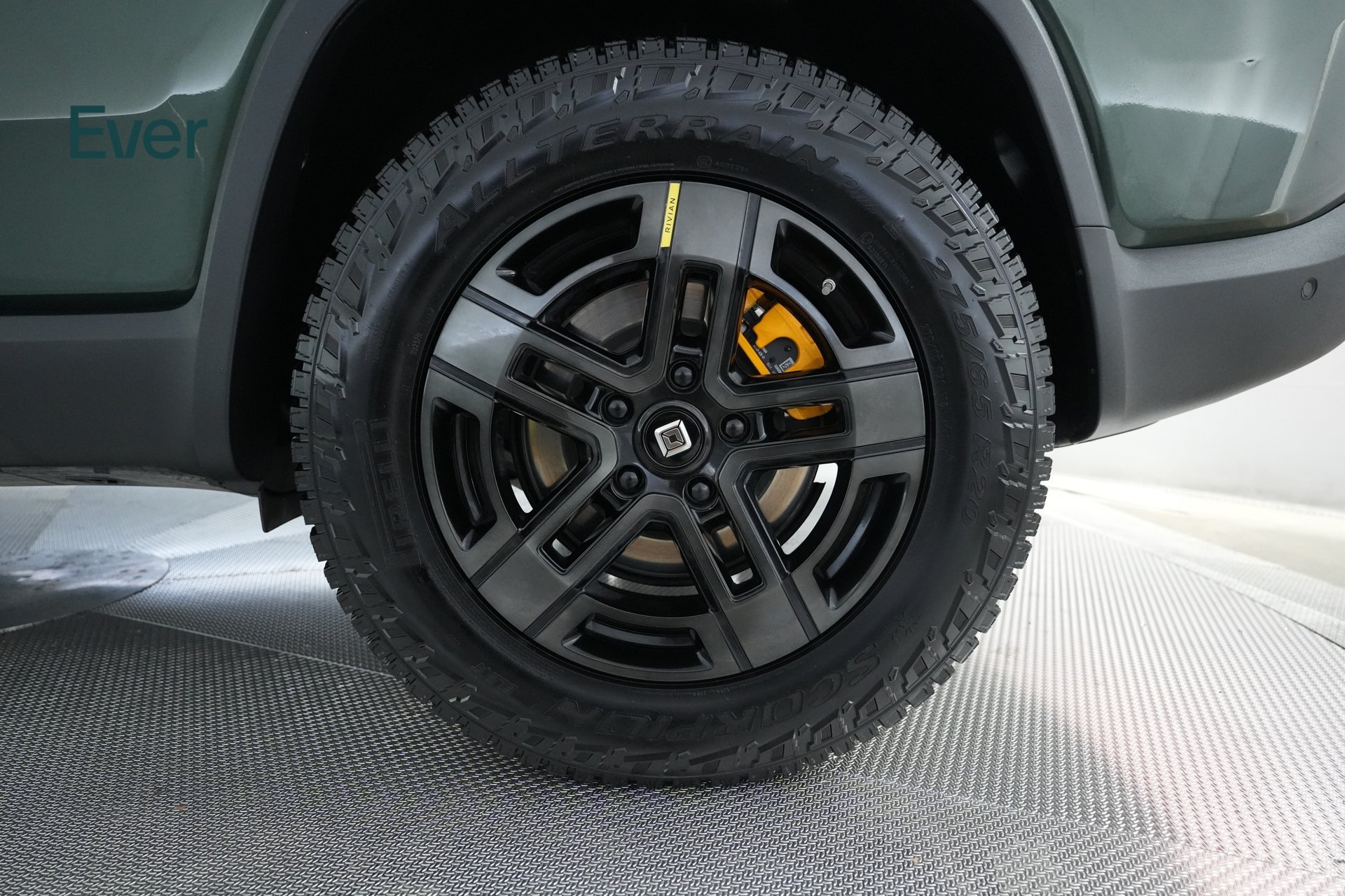 Used 2023 Rivian R1S Adventure Quad AWD/4WD image 9