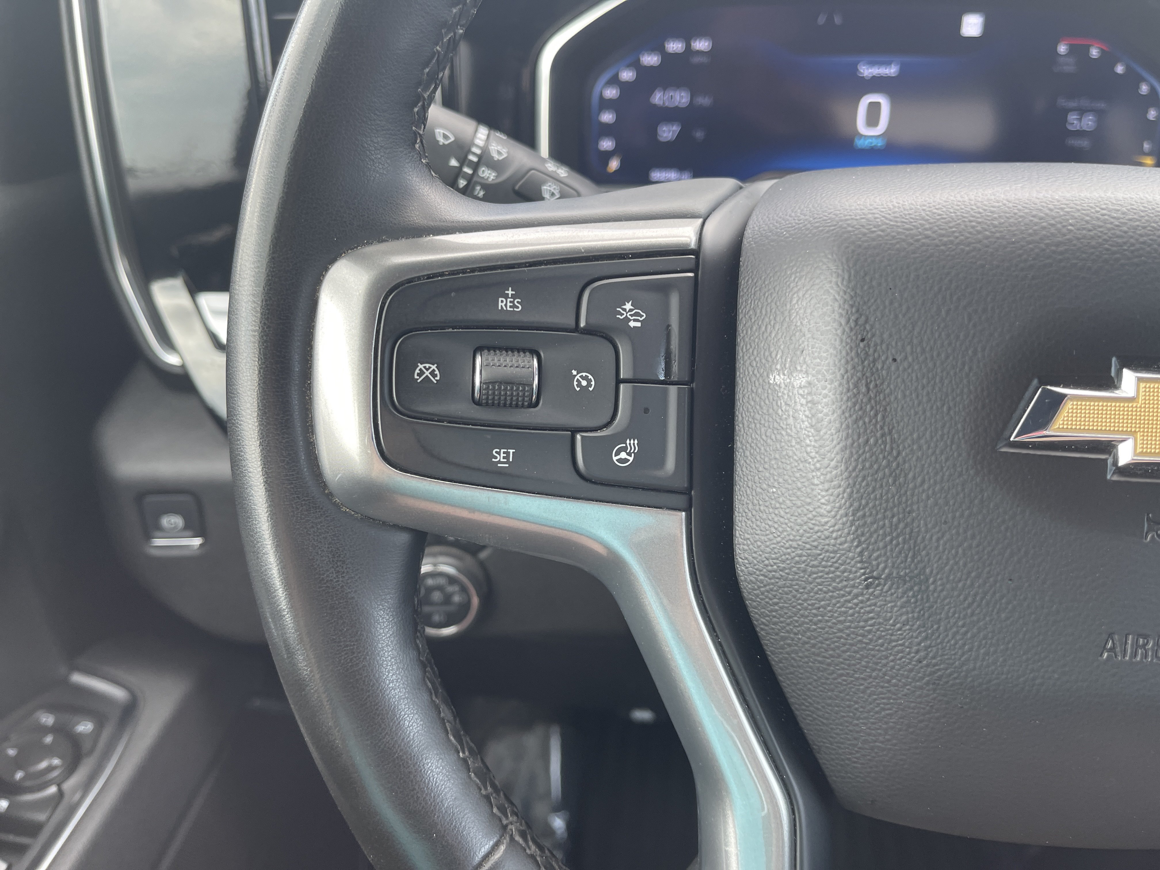 Used 2025 Chevrolet Silverado 3500 LT w/ Convenience Package AWD/4WD image 18
