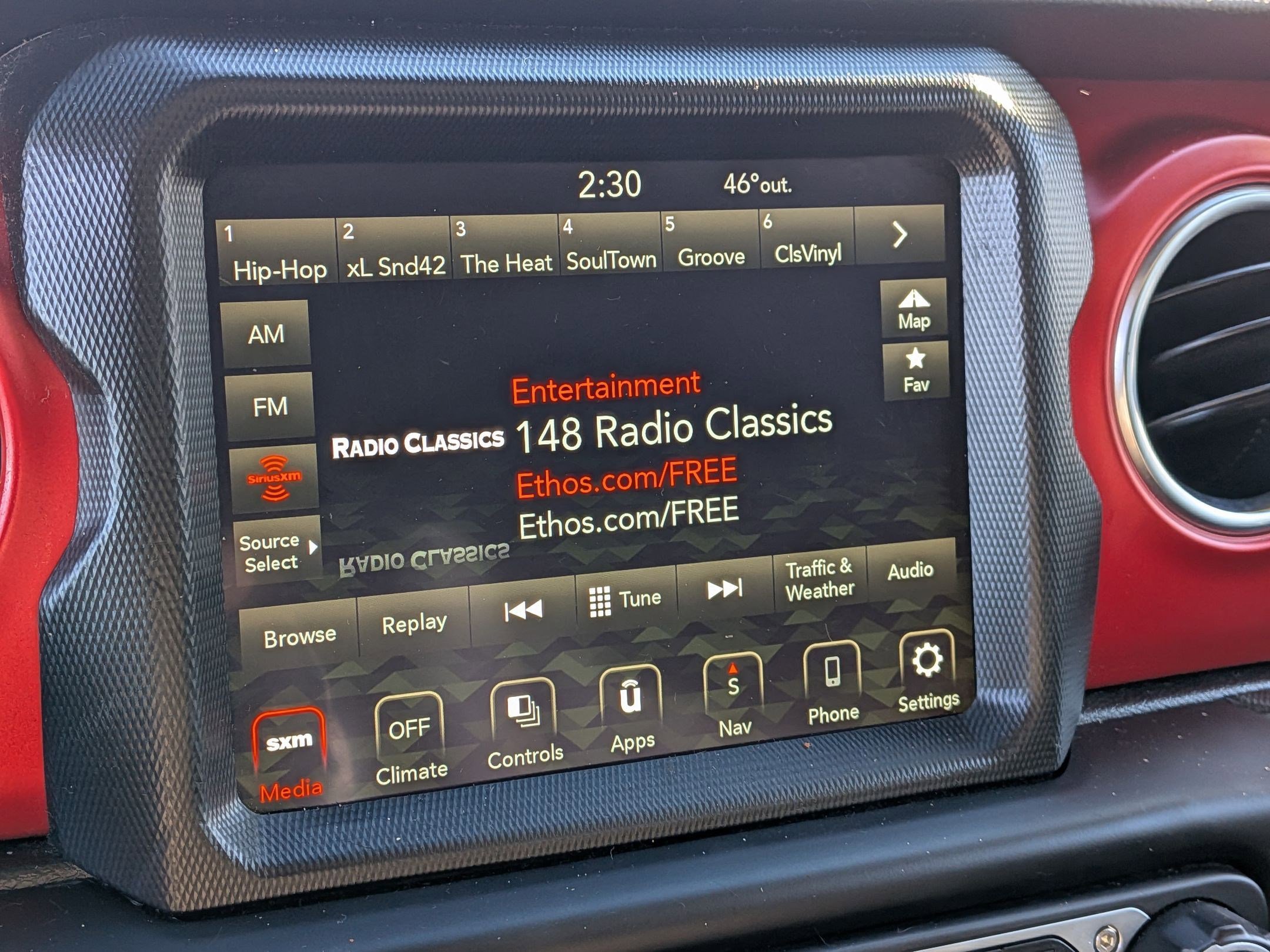 Used 2022 Jeep Wrangler Unlimited Rubicon image 18