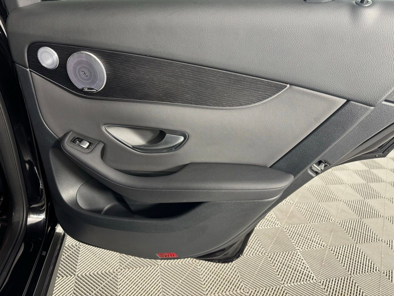 Used 2021 Mercedes-Benz GLC 300 4MATIC image 30