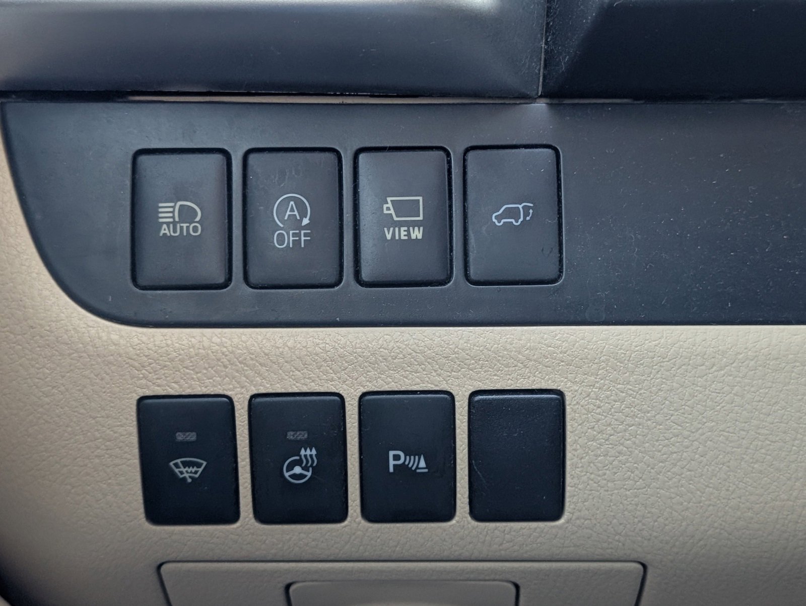 Used 2017 Toyota Highlander Limited Platinum image 14