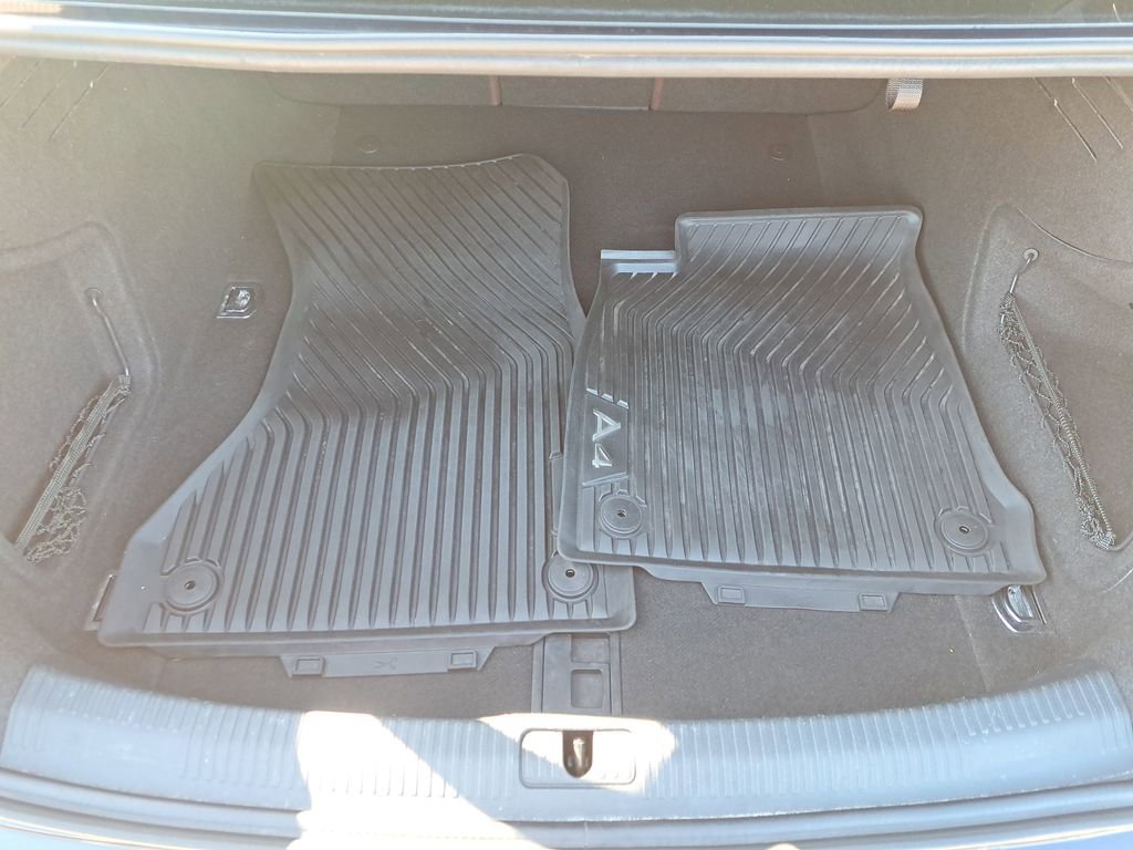 Used 2017 Audi A4 2.0T Premium w/ Convenience Package image 6