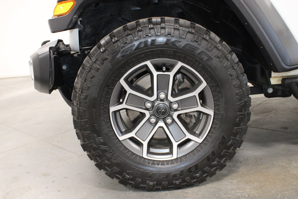 Used 2023 Jeep Gladiator Sport AWD/4WD image 52