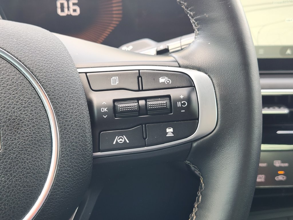 Used 2025 Kia K5 GT-Line FWD image 28