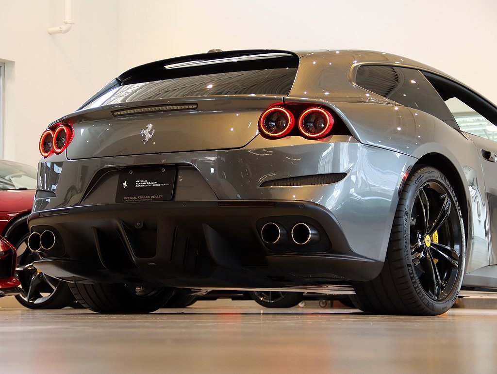 Certified 2017 Ferrari GTC4Lusso image 52