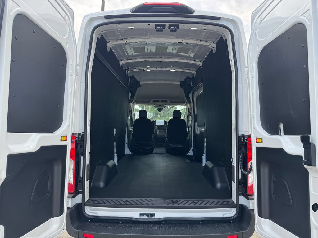 New 2026 Ford Transit 250 148 High Roof AWD w/ Load Area Protection Package image 15