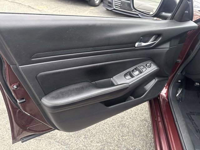 Used 2024 Nissan Altima 2.5 SV image 19