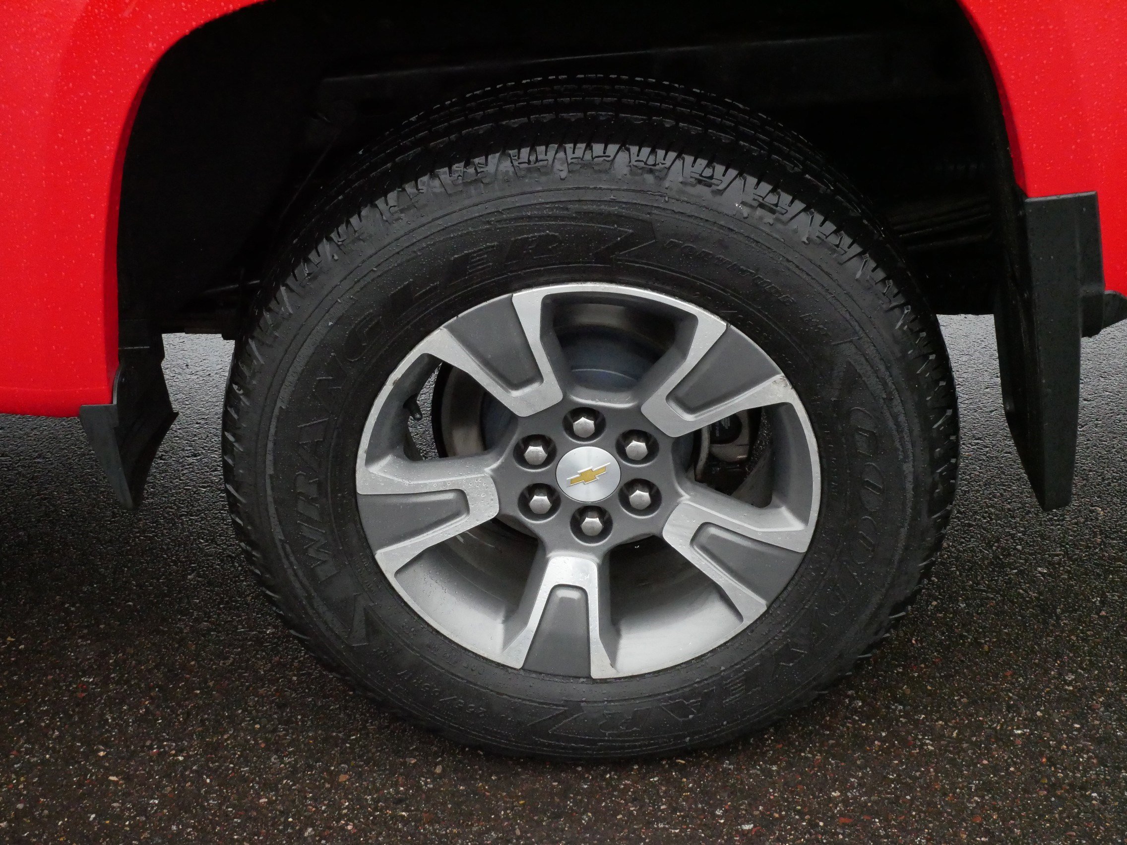 Used 2015 Chevrolet Colorado Z71 image 15