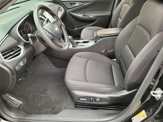 Used 2024 Chevrolet Malibu LT image 10