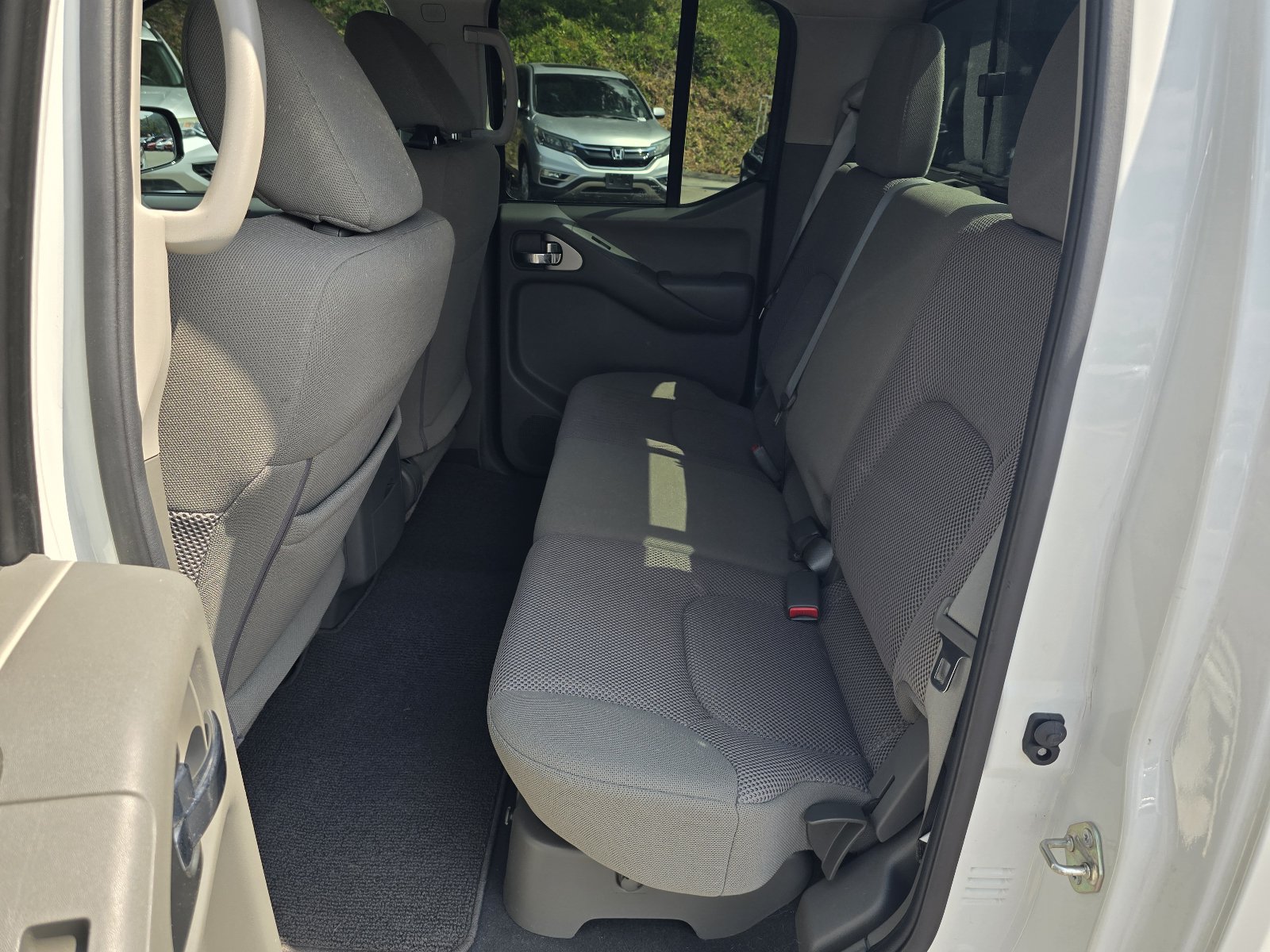 Used 2019 Nissan Frontier SV w/ Value Truck Package RWD image 13