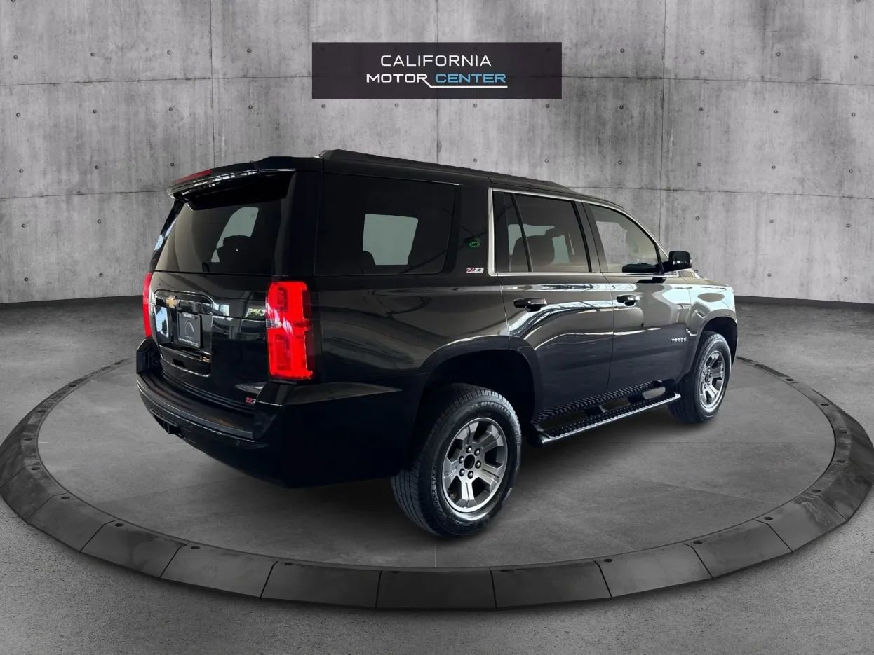 Used 2017 Chevrolet Tahoe LT w/ Luxury Package AWD/4WD image 5