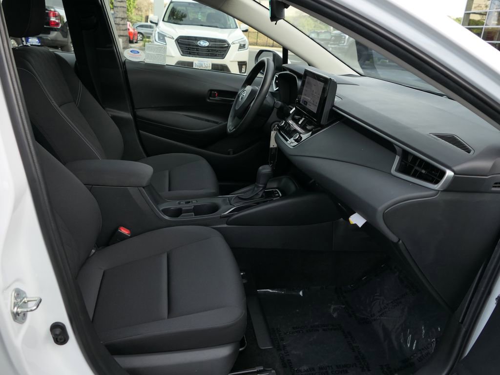 Used 2023 Toyota Corolla LE w/ Carpet Mat Package (TMS) image 28