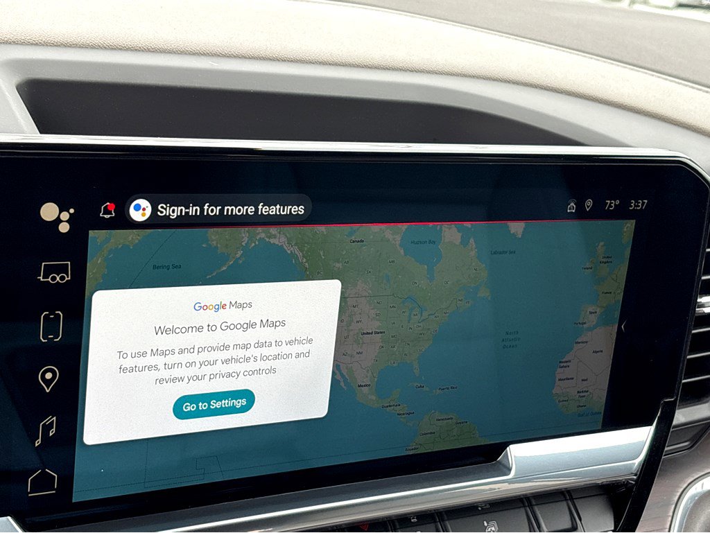 Certified 2025 GMC Sierra 1500 SLT RWD image 8