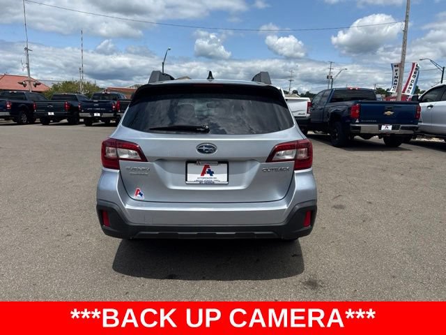 Used 2018 Subaru Outback 2.5i Premium AWD/4WD image 4