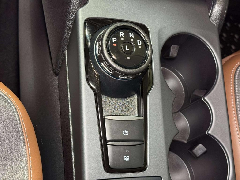 Used 2023 Ford Bronco Sport Outer Banks w/ Tech Package AWD/4WD image 14