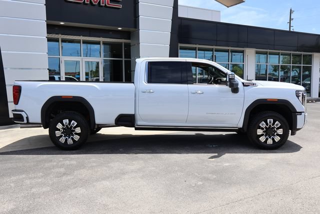 New 2026 GMC Sierra 3500 Denali w/ Denali Reserve Package AWD/4WD image 10