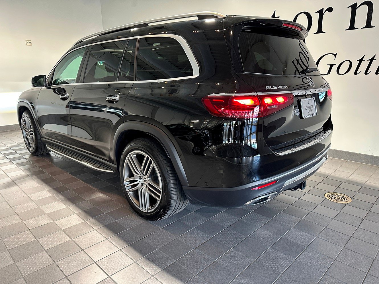 Used 2026 Mercedes-Benz GLS 450 4MATIC image 6