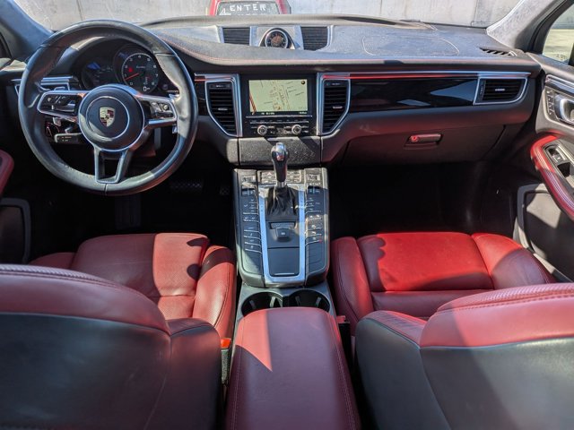 Used 2016 Porsche Macan Turbo AWD/4WD image 18