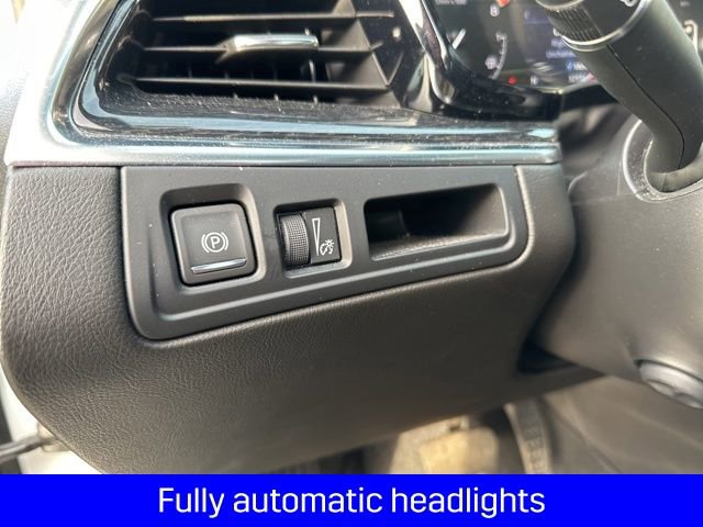 Used 2022 Cadillac XT5 Premium Luxury image 19