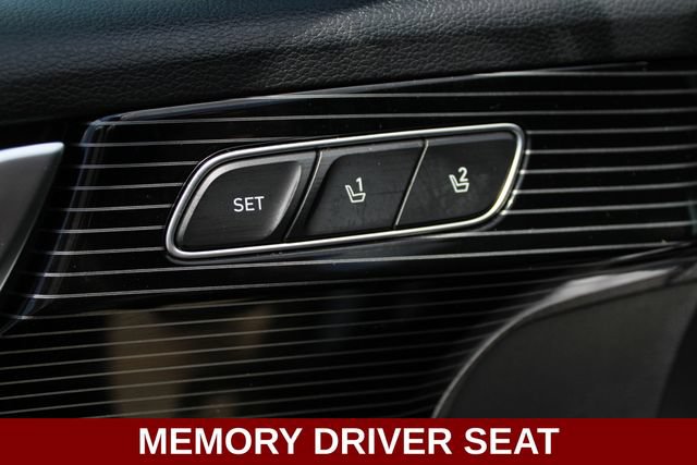 Used 2025 Hyundai Palisade Calligraphy AWD/4WD image 3