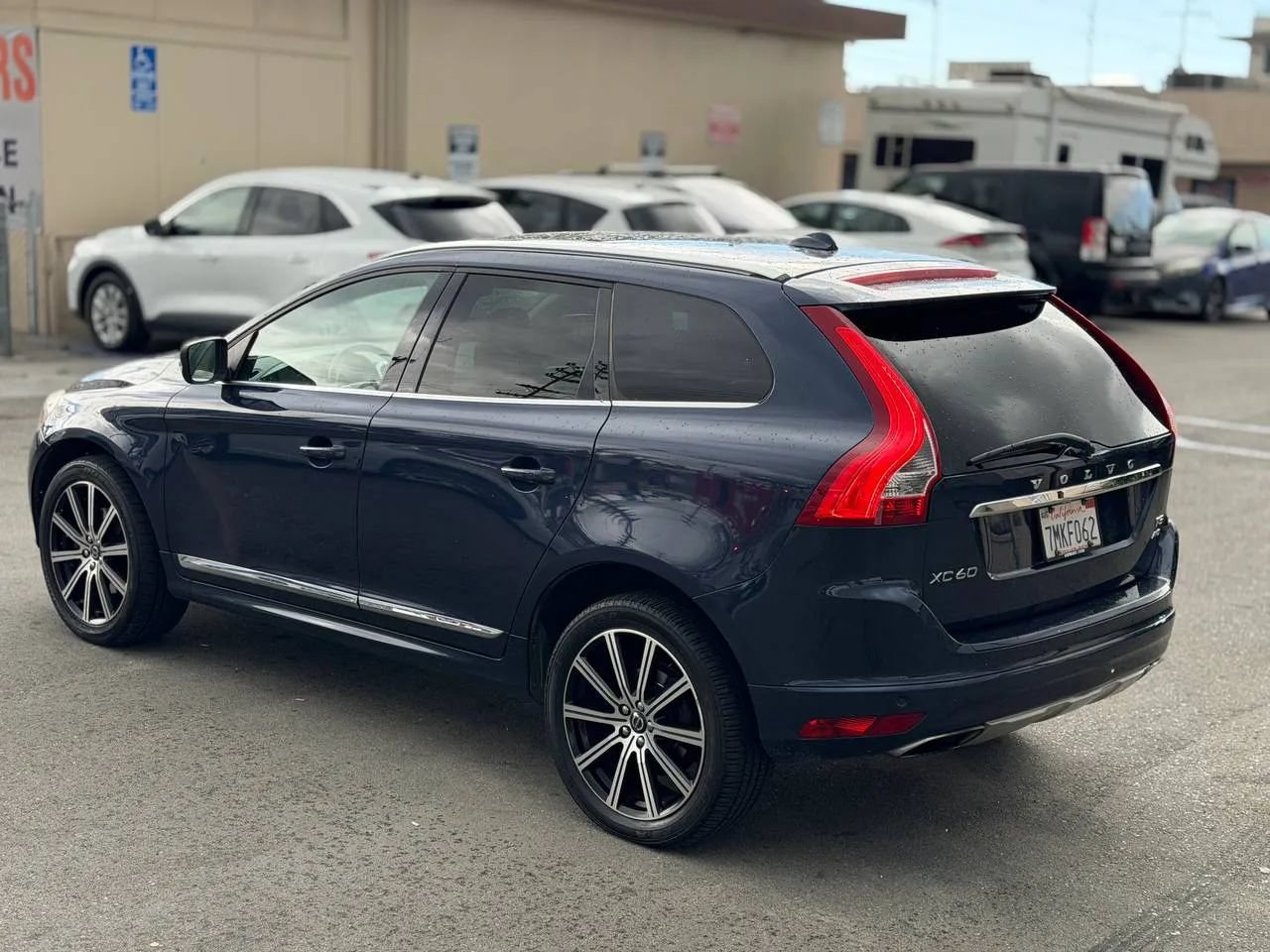 Used 2015 Volvo XC60 T5 AWD/4WD image 12