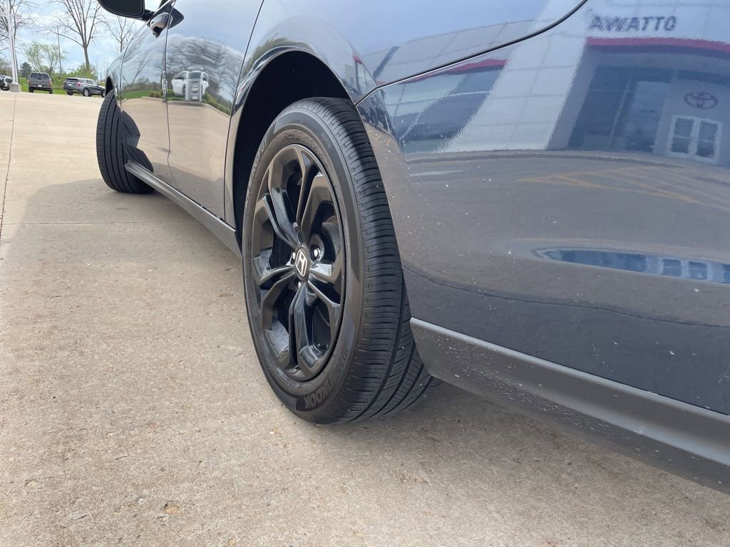 Used 2025 Honda Accord SE image 19