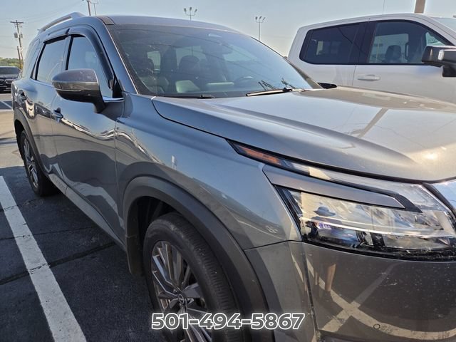 Used 2024 Nissan Pathfinder SL w/ SL Premium Package FWD image 9