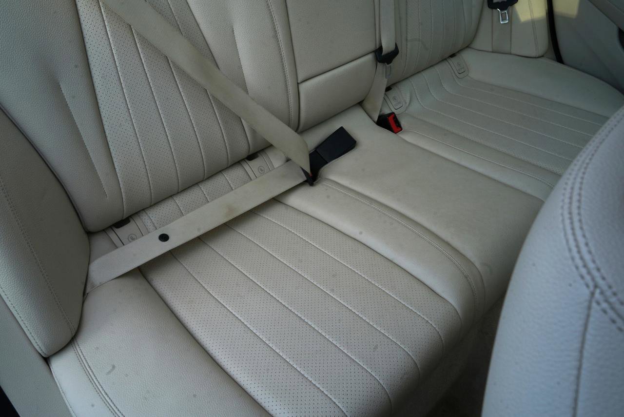 Used 2019 Mercedes-Benz E 450 4MATIC Wagon w/ Premium Package image 60