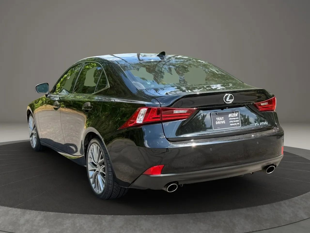 Used 2015 Lexus IS 250 w/ Navigation System Package RWD image 4