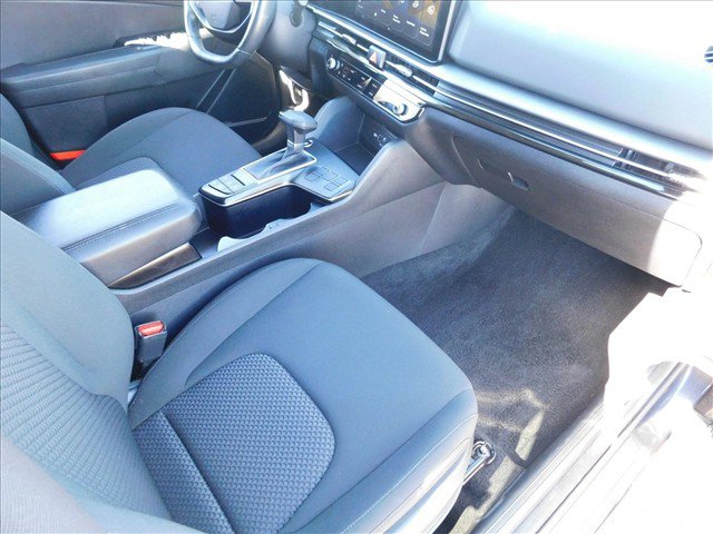 Used 2026 Kia Sportage LX FWD image 28