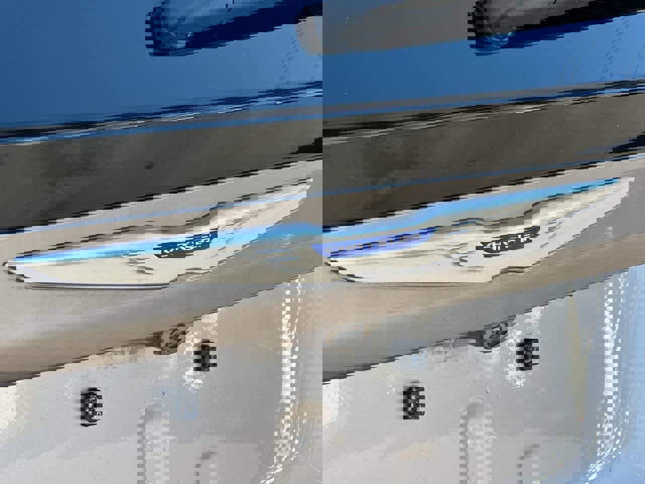 Used 2018 Chrysler Pacifica Touring-L image 17