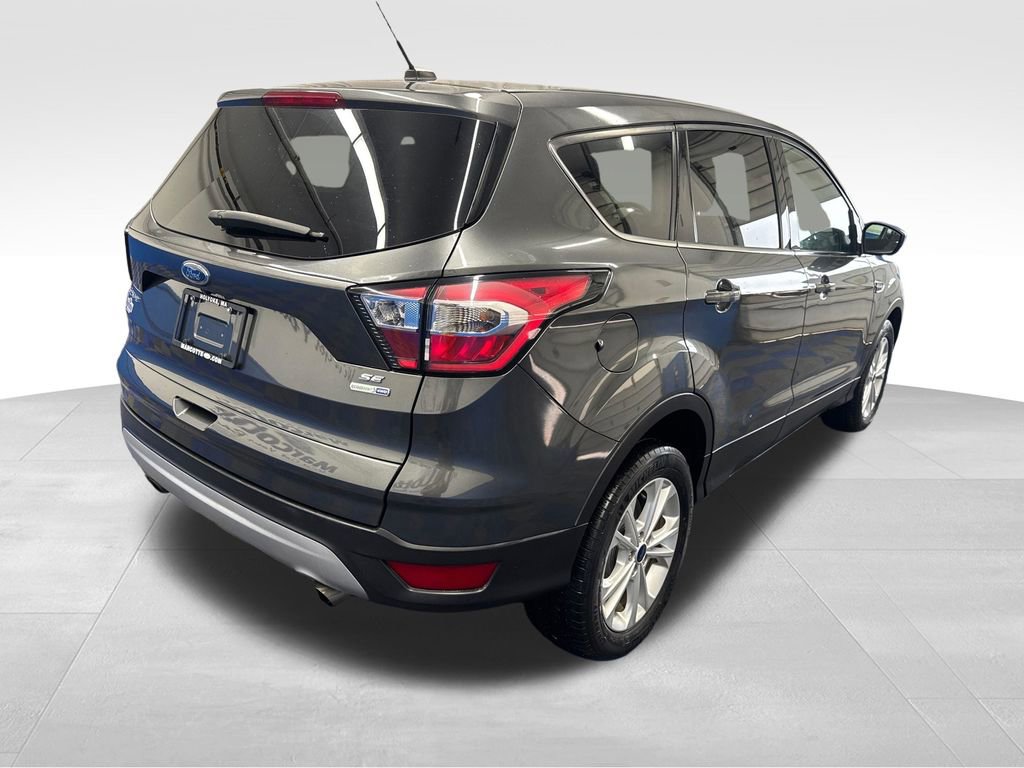 Used 2017 Ford Escape SE AWD/4WD image 11