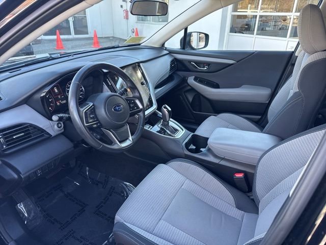 Used 2022 Subaru Outback Premium image 9