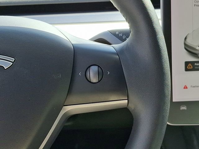 Used 2022 Tesla Model Y Performance AWD/4WD image 25