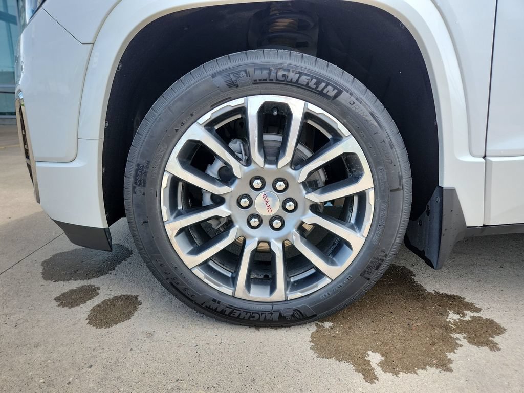 Certified 2022 GMC Acadia Denali w/ Denali Technology Package AWD/4WD image 32