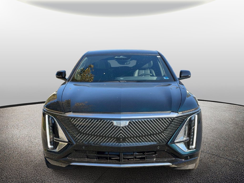 New 2027 Cadillac Lyriq Premium Luxury w/ LPO, Floor Liner Package AWD/4WD image 6