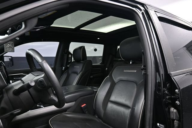 Used 2022 RAM 1500 Laramie w/ Sport Appearance Package AWD/4WD image 23