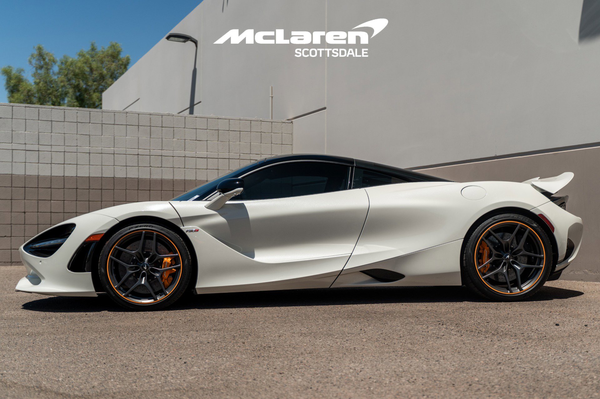 Used 2024 McLaren 750S image 4