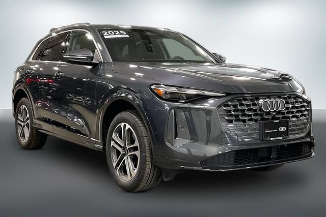 Certified 2025 Audi Q5 Premium w/ Convenience Package