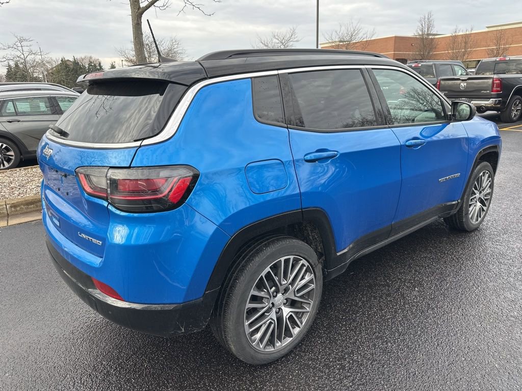 Used 2023 Jeep Compass Limited w/ Elite Group image 8