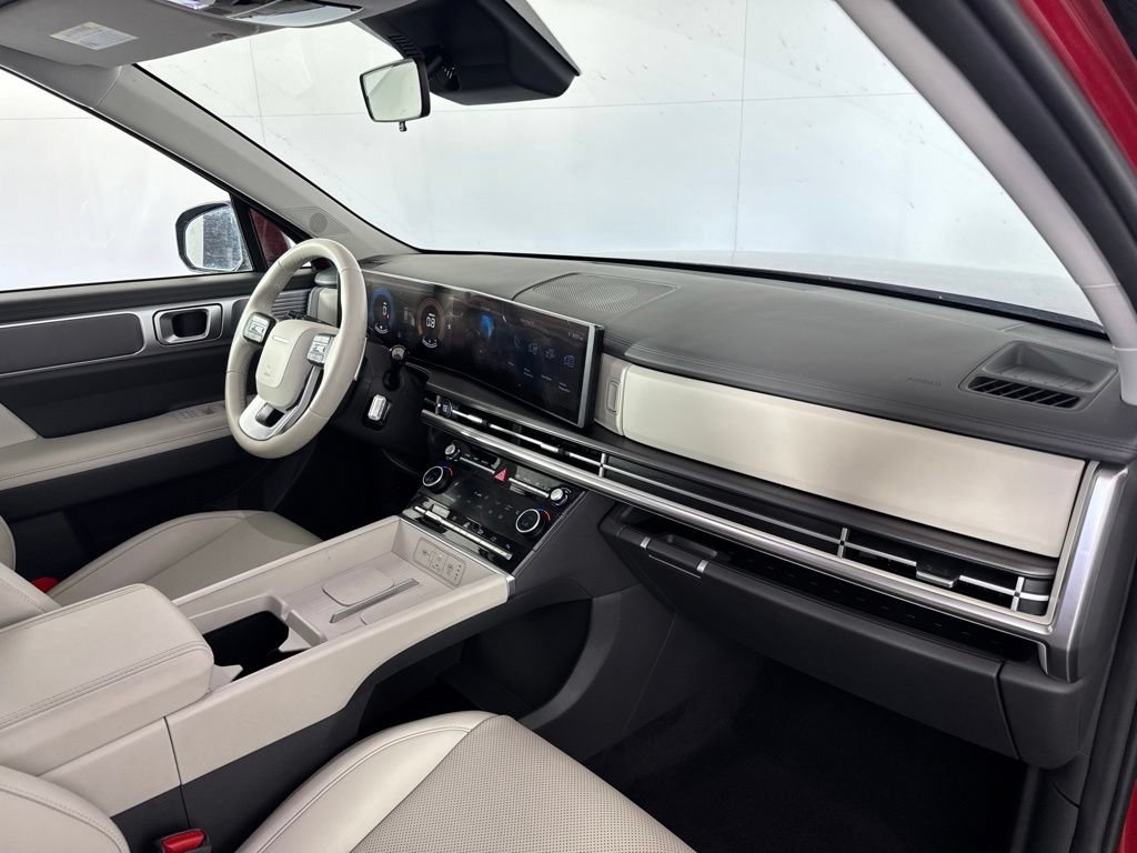 Used 2025 Hyundai Santa Fe SEL AWD/4WD image 40