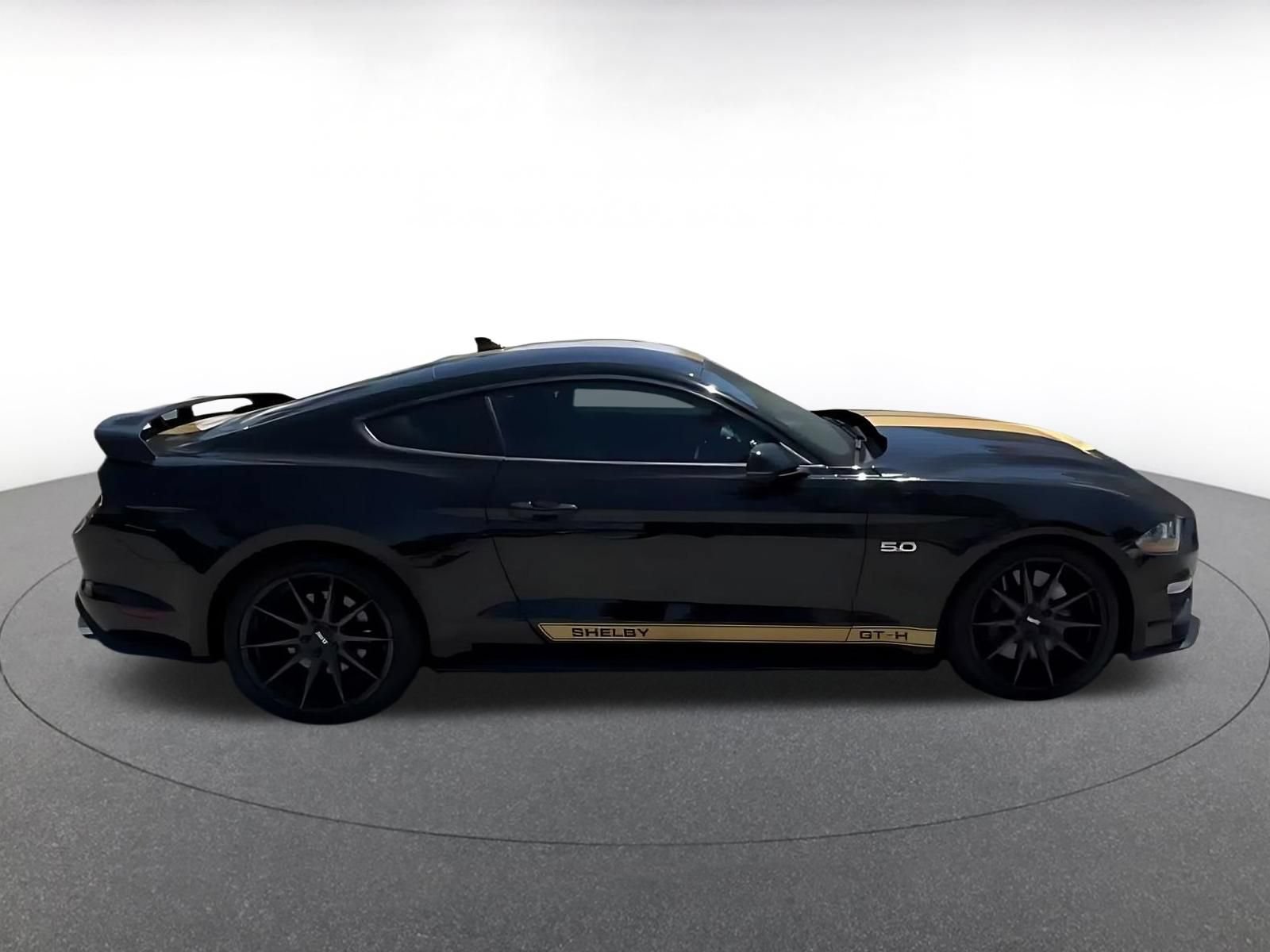 Used 2022 Ford Mustang GT Premium w/ GT Performance Package RWD image 15