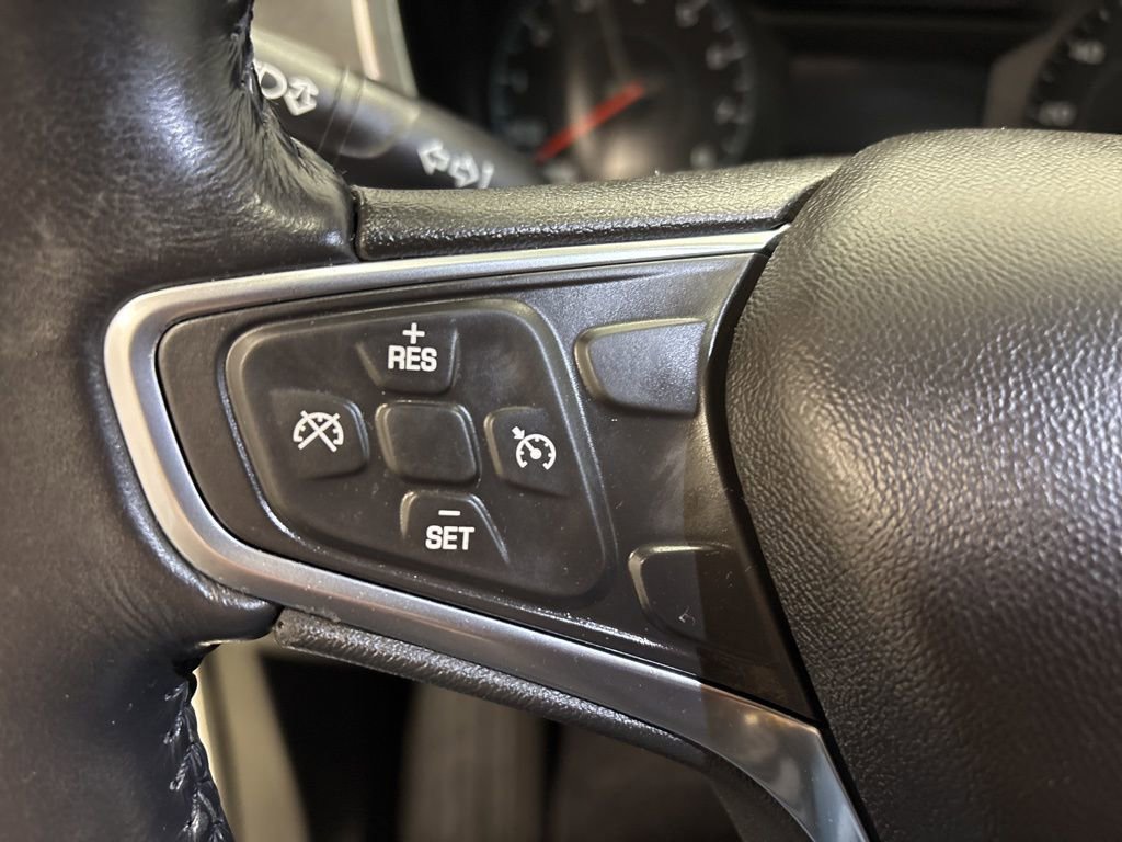 Used 2018 Chevrolet Equinox LT image 24